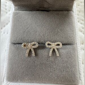 Hillberg & Berk x Jillian Harris Pavé Bow Stud Earrings - Silver